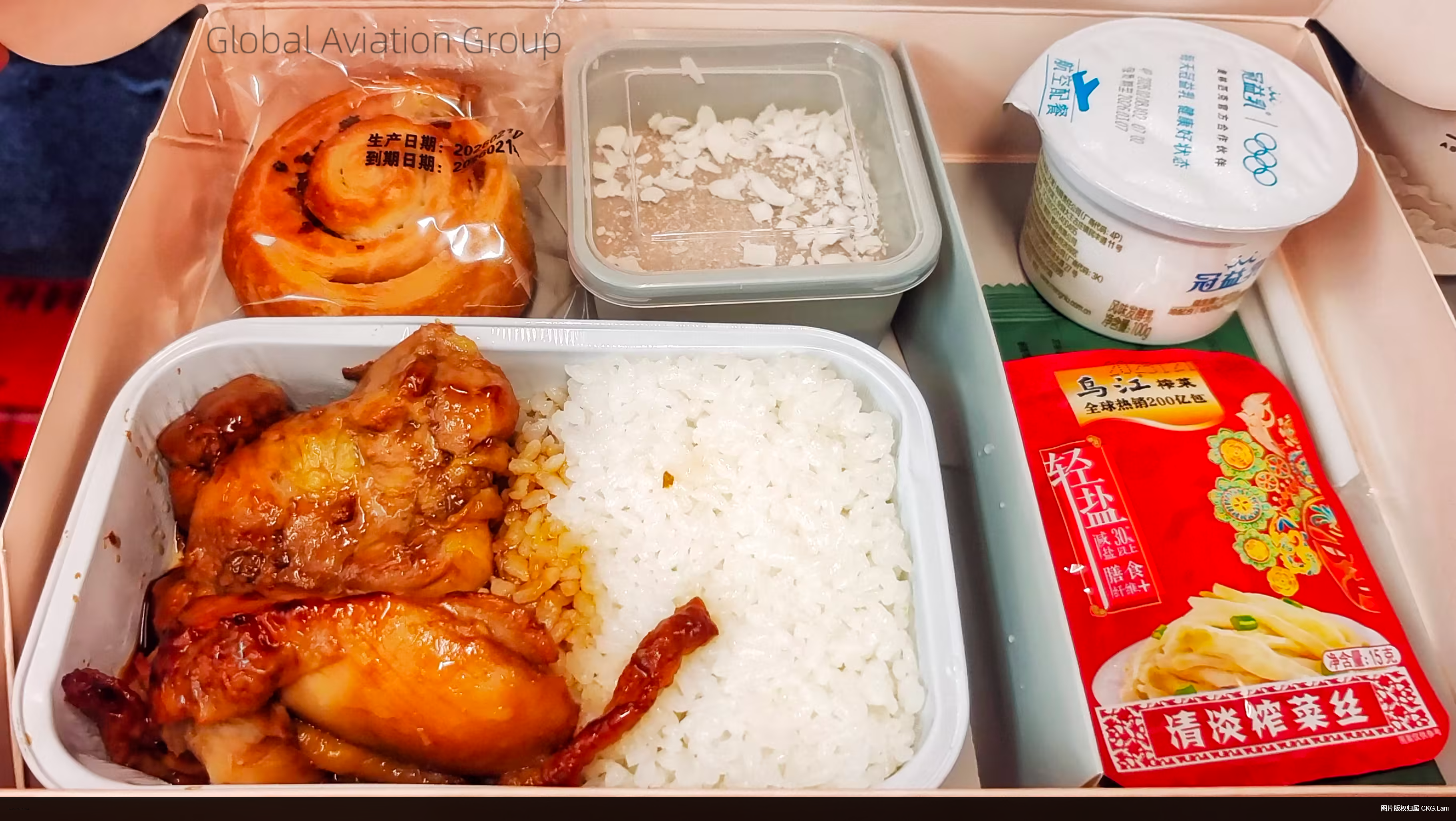 CA4144 北京首都-重庆江北 经济舱餐食