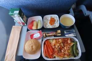 CA108北京-香港经济舱餐食