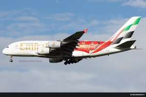 阿联酋航空阿森纳彩绘A380首航浦东